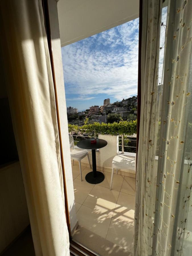 Garden Villa Eva Sarandë 外观 照片