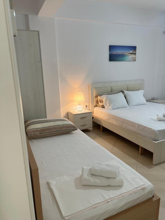 Garden Villa Eva Sarandë 外观 照片