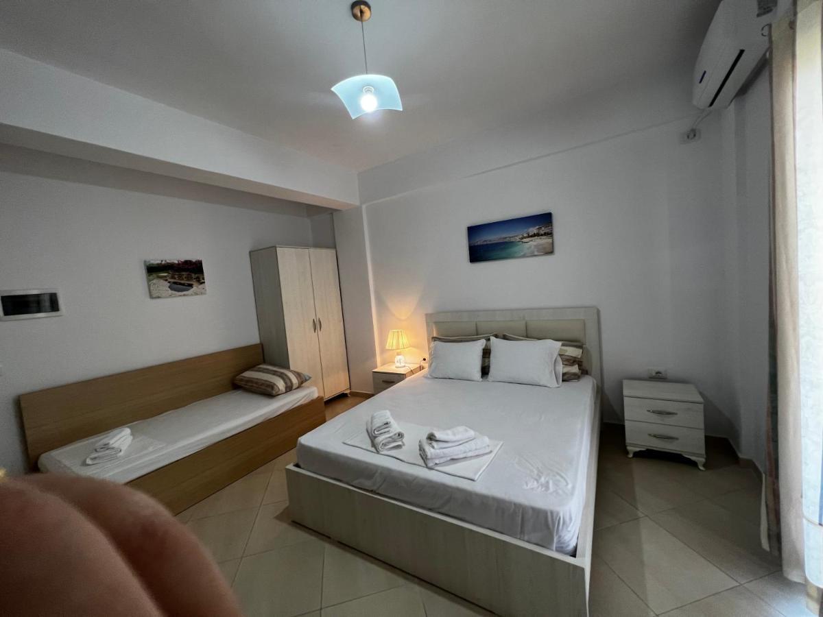 Garden Villa Eva Sarandë 外观 照片