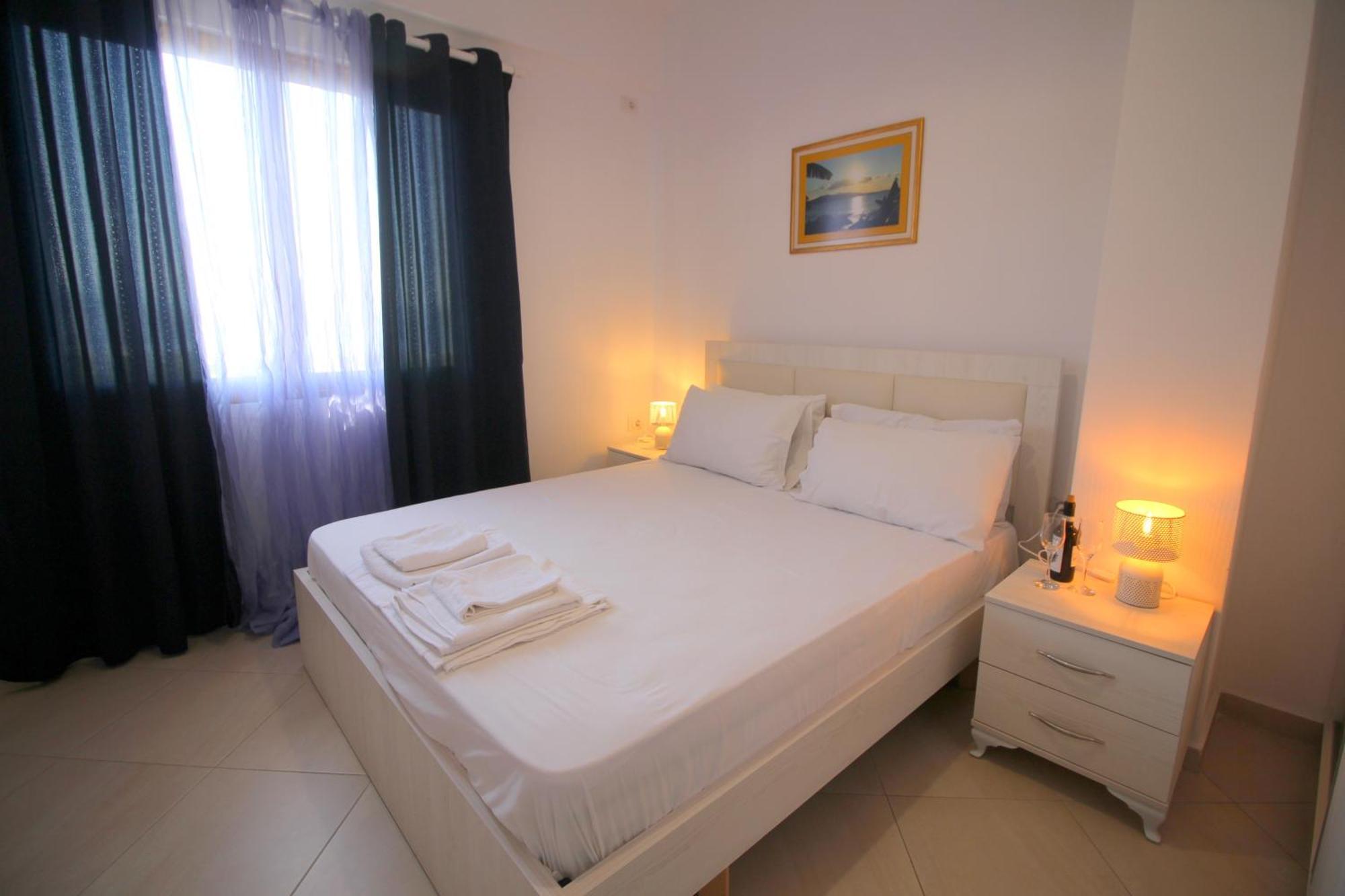 Garden Villa Eva Sarandë 外观 照片