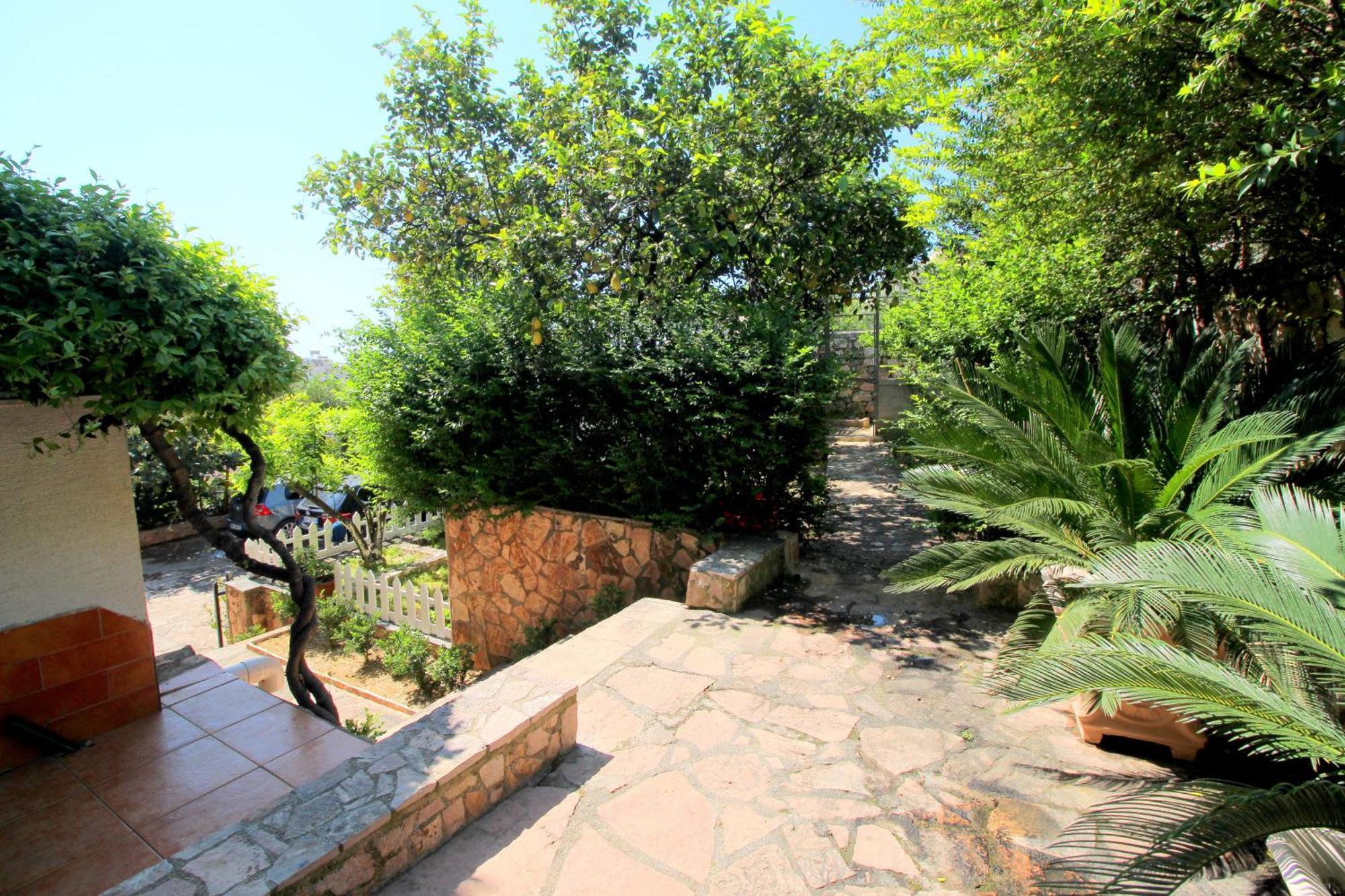 Garden Villa Eva Sarandë 外观 照片